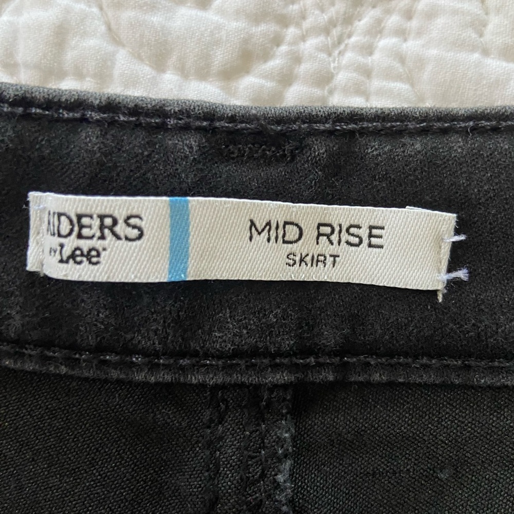 Riders by Lee Black Pencil Skirt Knee Length Mid Rise Pockets 80’s Retro Chic - Picture 3 of 13
